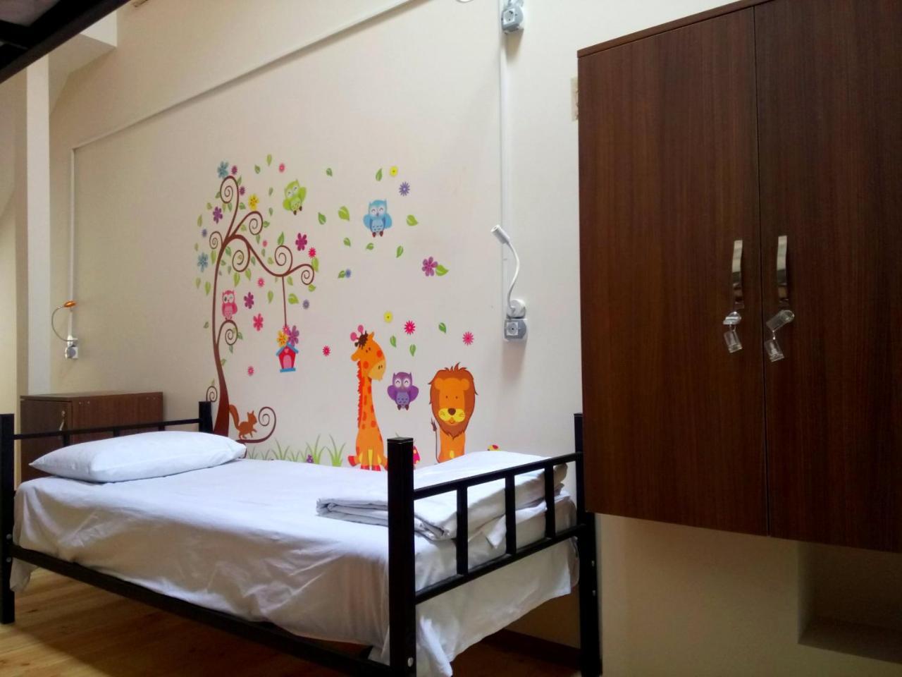 Global Hostel - Marjanishvili Tbilisi Ngoại thất bức ảnh